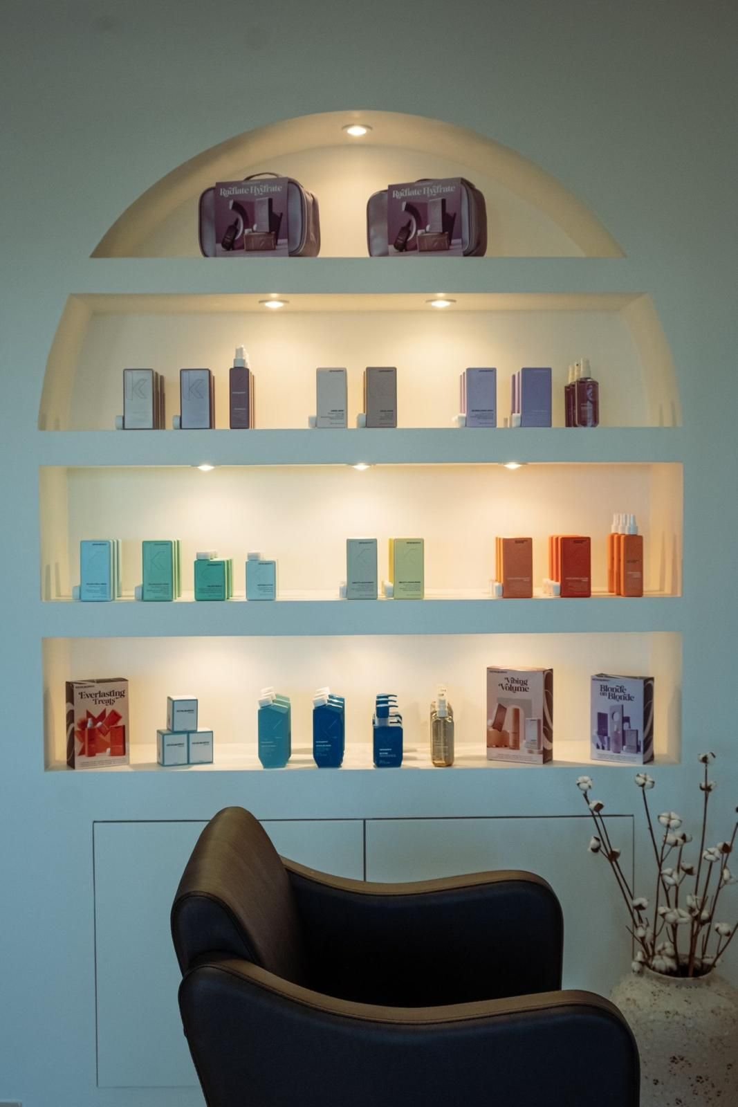 Niche en arche éclairée